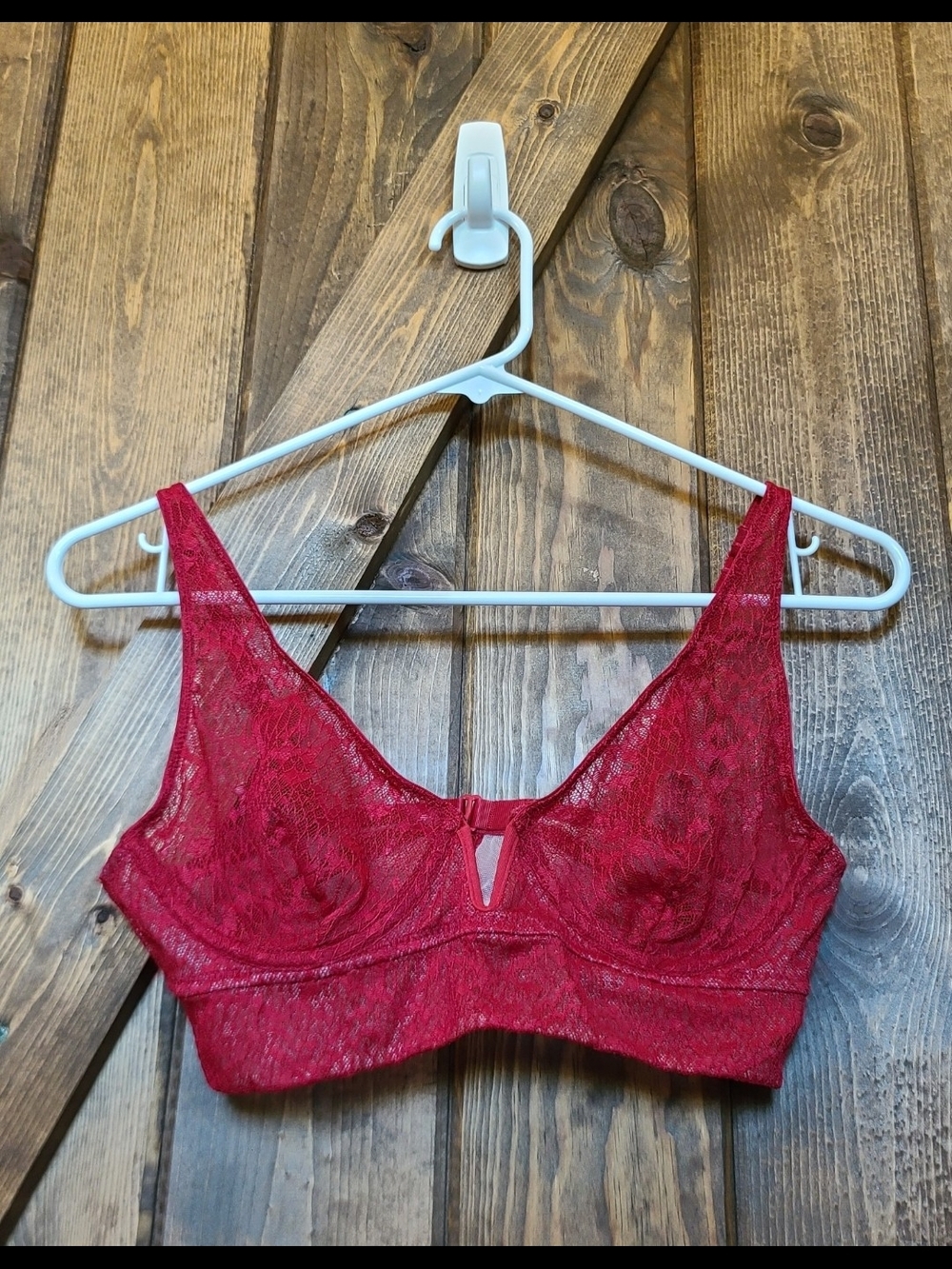 Free People Intimately Glow From Fire Red Lace Bralette XS Deep V Wireless Bra